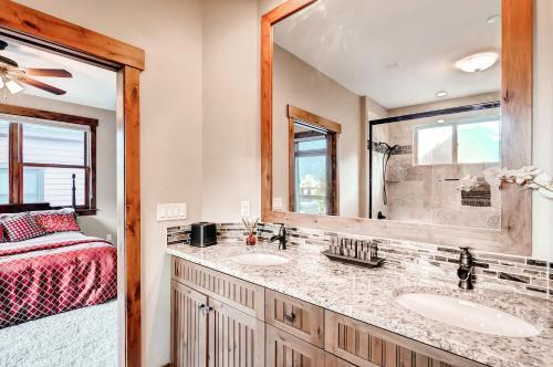 Apartamento 118 Ave 1 Frisco Condo