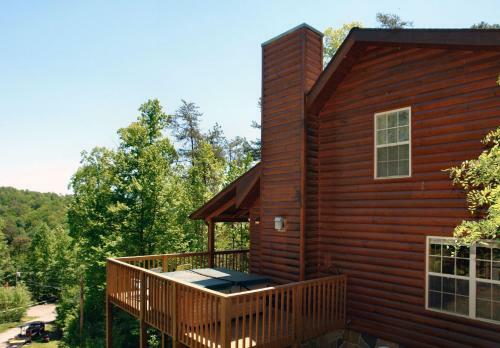 Love & Laughs #11 - Seven Bedroom Cabin
