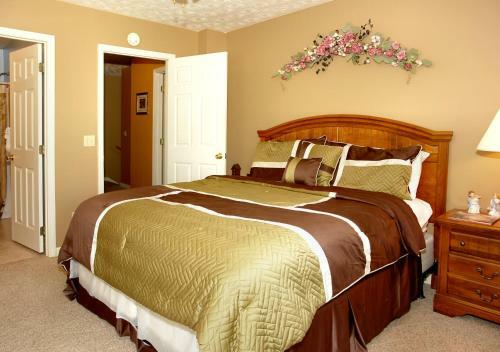 Angel's Roost #1320 - Two Bedroom Cabin