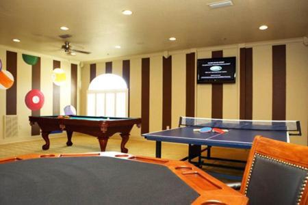 Emerald Greens 3701 Apartment