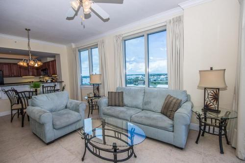 Crystal Tower 701 Apartment