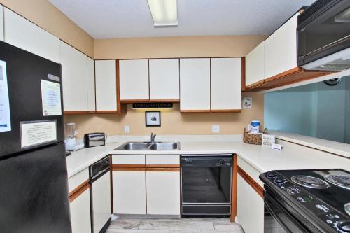 Compass Point 205 Apartment