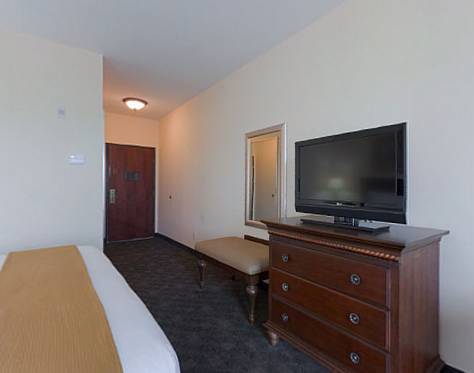 Holiday Inn Express Hotel & Suites Pearland