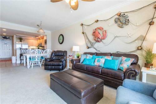 Apartamento Crystal Shores 704 Condo