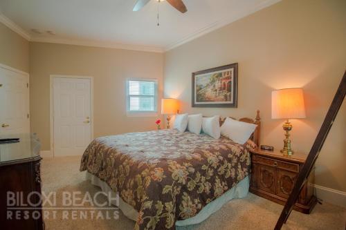 Legacy I 1306 Penthouse - Three Bedroom Apartment