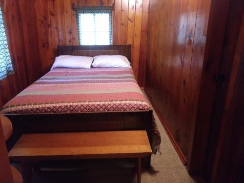 Motel Harney Camp Cabins