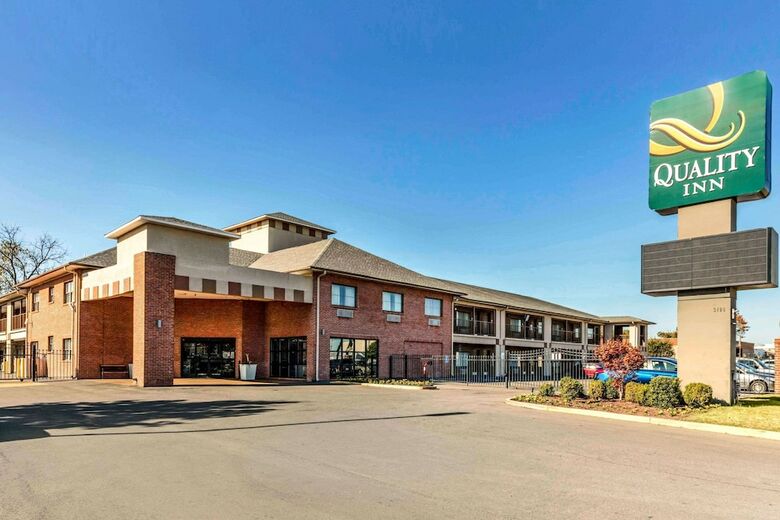 Hotel Quality Inn Airport I-240