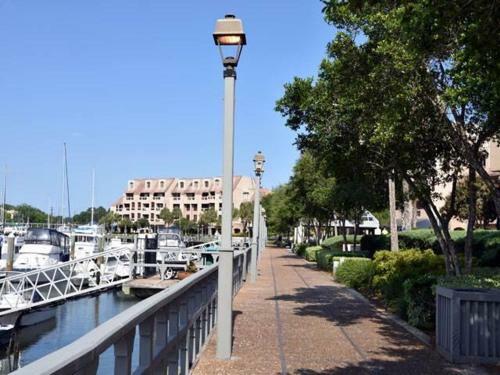 7542 Yacht Club-harbourfront Villa Villa