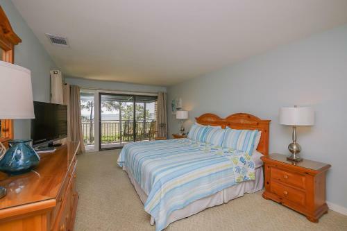 Villa 1832 Beachside Tennis
