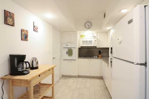 Apartamento 2 Bedrooms Condo With A Great Ocean View!