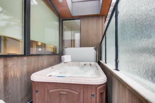 Riverview Loft