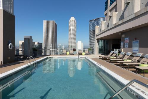 Apartamento Downtown Housky Two-bedroom 1615