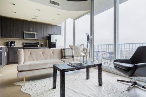 Apartamento Desirable Midtown Suites By Sonder