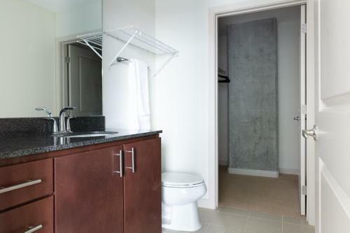 Apartamento Downtown Housky One-bedroom 1608