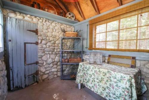 Idyllwild Dairy Manor