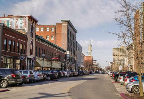 Apartamento Lockerbie Square 2br Apt - Near Mass Ave