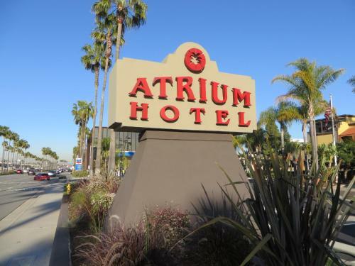 Atrium Hotel Orange County