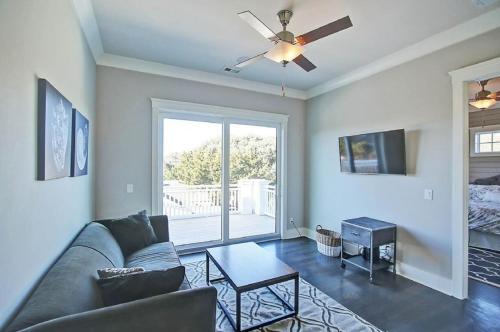 2301 Palm Boulevard Home