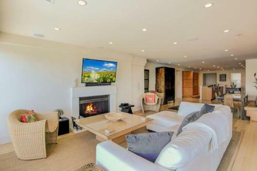 1403 Ocean Club