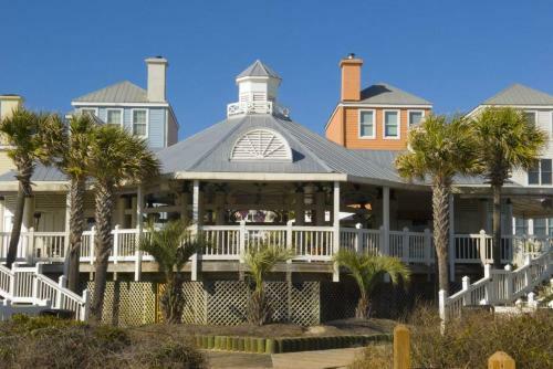 84 Grand Pavilion