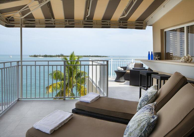 Hotel Pier House Resort And Caribbean Spa