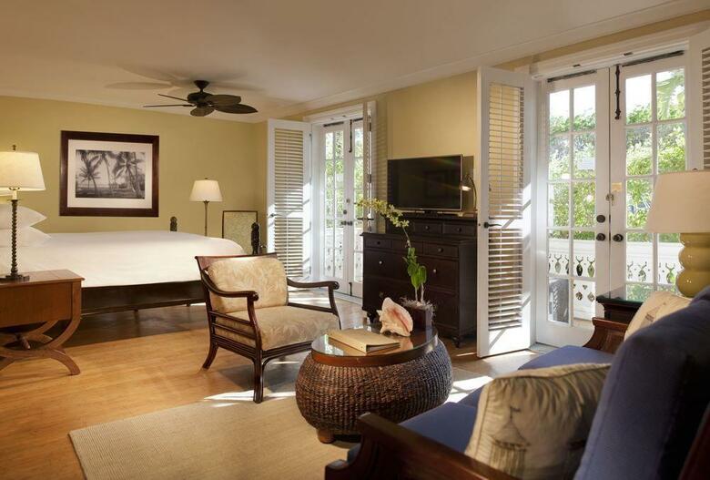 Hotel Pier House Resort And Caribbean Spa
