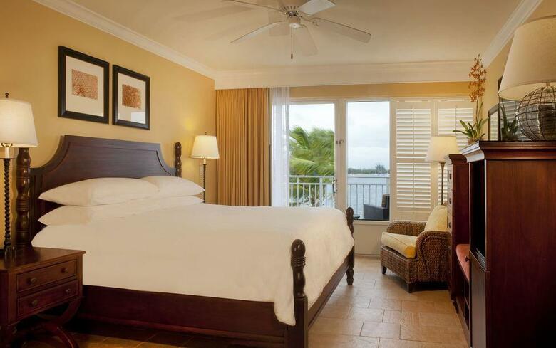 Hotel Pier House Resort And Caribbean Spa