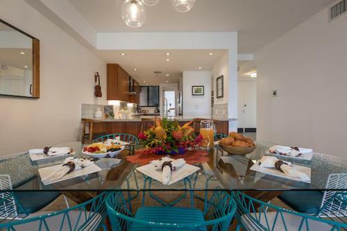 Apartamento New! Updated! Modern, Maui Beachfront With Central A/c Condo