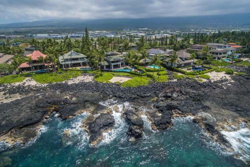 Villa Blue Water At Kona Bay Estates