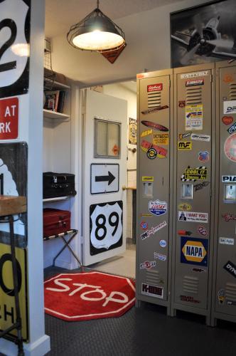 The Star Garage