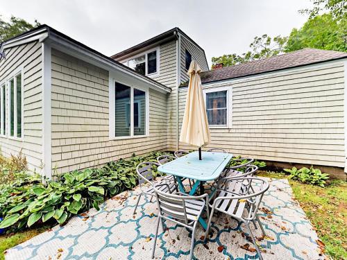 New England-style Charmer Main House Home