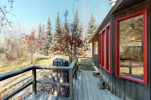 Ketchum Cabin On The Big Wood River