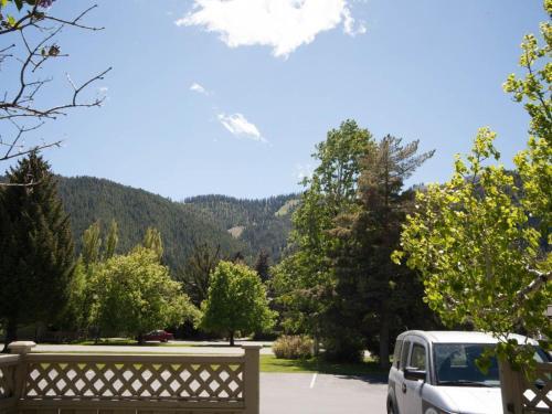 Ketchum Treehouse