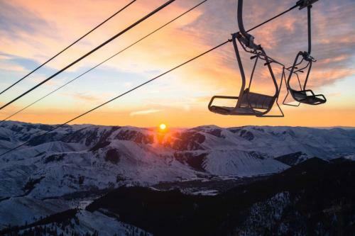 Sun Valley Condo 131