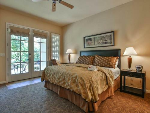 Apartamento Legacy Drive Condo #3990156