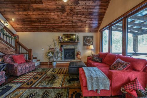 Gold Camp Lodge