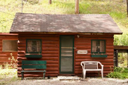 Stagestop Cabin