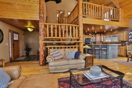 Deep Snow Lodge
