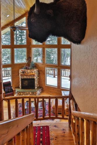 Deep Snow Lodge
