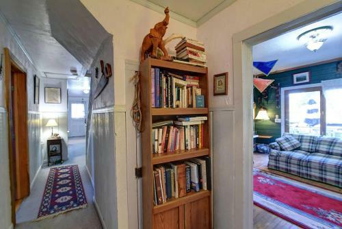 Apartamento Cozy Suite W/ Private Bath, Gym, & Sauna!
