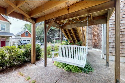 Beach House With A Park