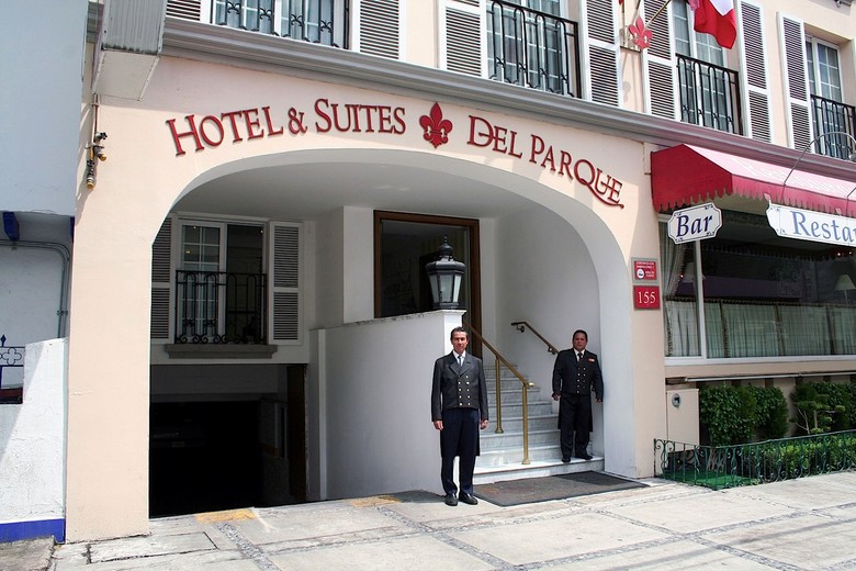 Hotel & Suites Del Parque By Wtc