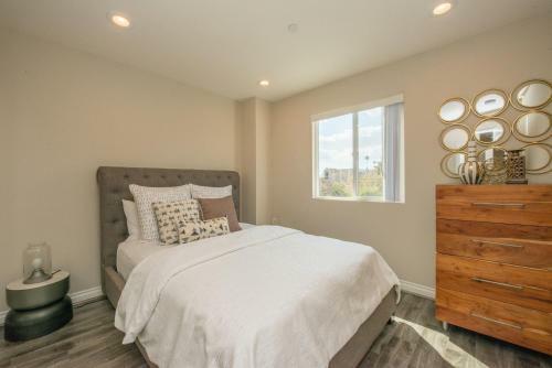 Glamorously Furnished Hollywood Home - Central