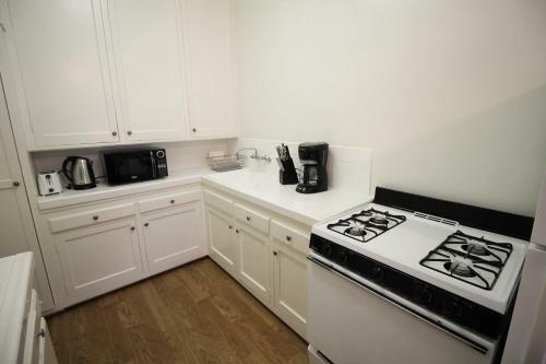 Tiverton Apartment