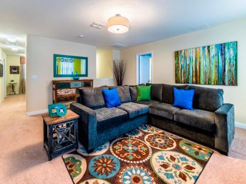 Villa Moon Valley Six-bedroom Home (213739)