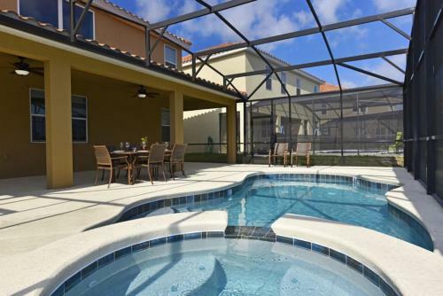 Six-bedroom Cabello Villa #401