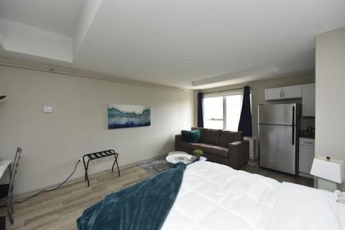 Apartamento Modern Kentucky Derby Condo - Walkabout To Everything!