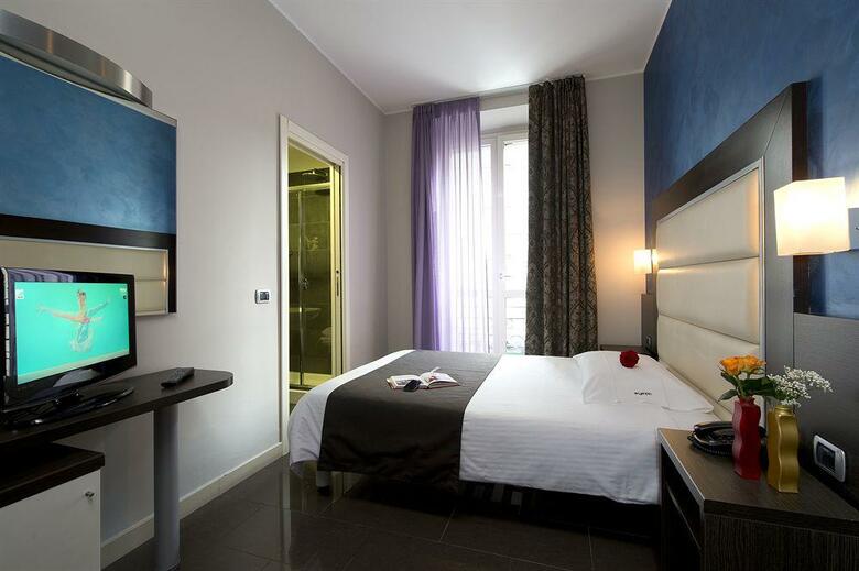Hotel Five