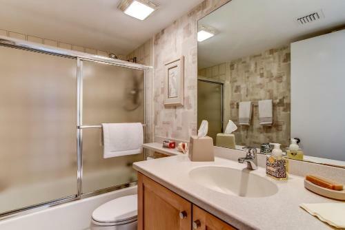 Eagle Cay Building 5-602