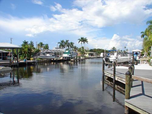 Kokopelli Waterfront Villa